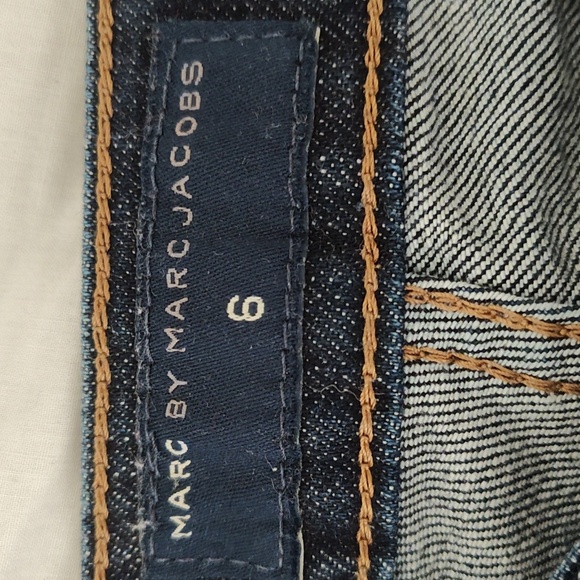 Marc by Marc Jacobs low rise denim shorts. - Picture 2 of 15
